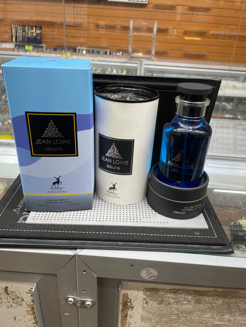 Jean Lowe Azure by Maison Alhambra